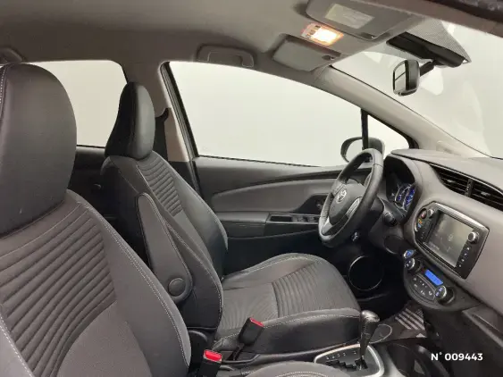 TOYOTA YARIS III - voiture d'occasion - Photo 10