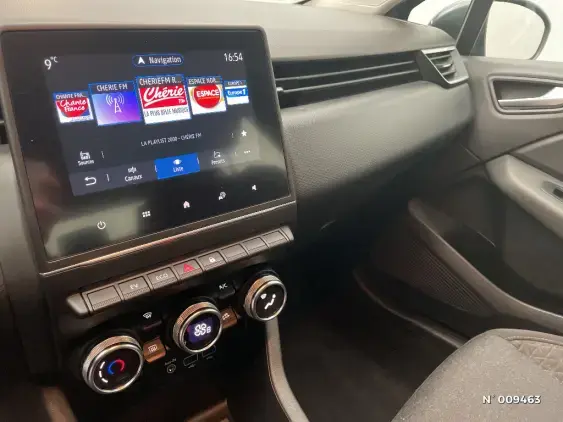 RENAULT CLIO V - voiture d'occasion - Photo 30