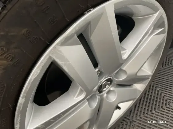 RENAULT CLIO V - voiture d'occasion - Photo 26