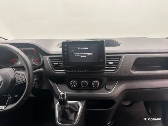 RENAULT TRAFIC FG III - voiture d'occasion - Photo 9