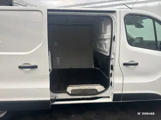 RENAULT TRAFIC FG III - voiture d'occasion - Photo 28