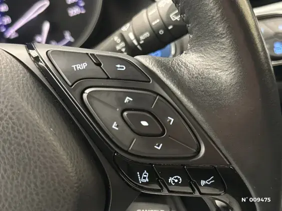 TOYOTA C-HR - voiture d'occasion - Photo 33