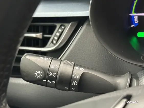 TOYOTA C-HR - voiture d'occasion - Photo 37