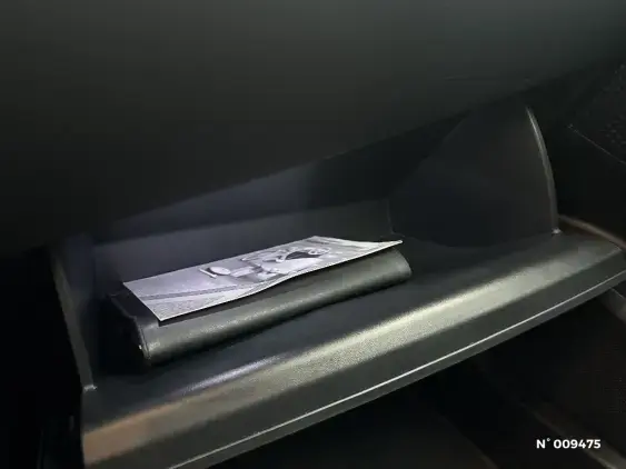 TOYOTA C-HR - voiture d'occasion - Photo 26