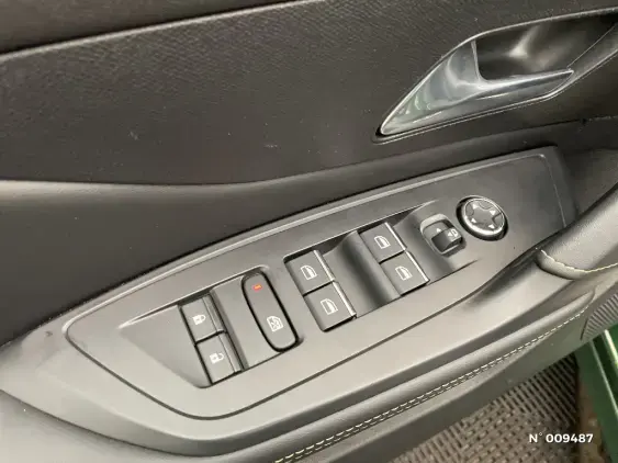 PEUGEOT 308 III - voiture d'occasion - Photo 15