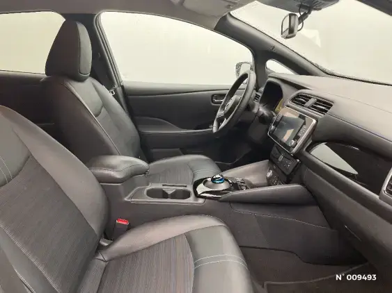 NISSAN LEAF II - voiture d'occasion - Photo 9