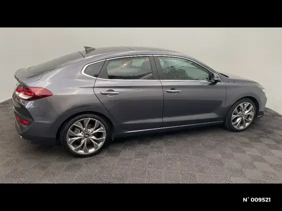 HYUNDAI I30 FASTBACK I - voiture d'occasion - Photo 5