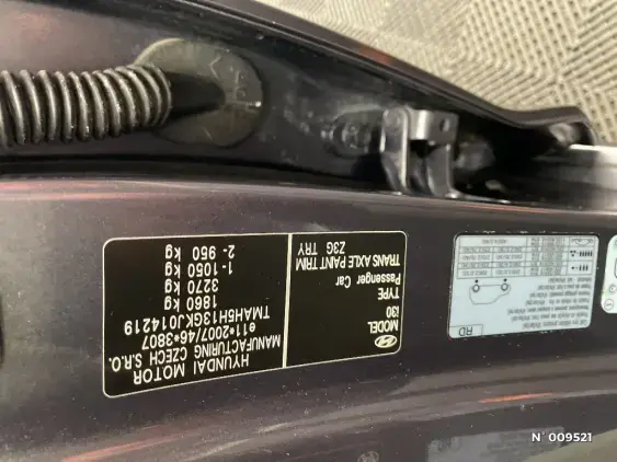 HYUNDAI I30 FASTBACK I - voiture d'occasion - Photo 41