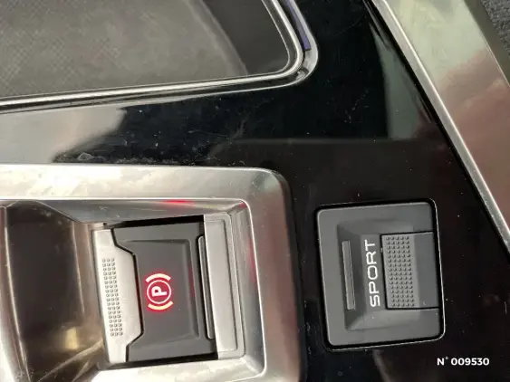 PEUGEOT 3008 II - voiture d'occasion - Photo 32