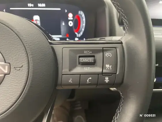 NISSAN QASHQAI III - voiture d'occasion - Photo 27