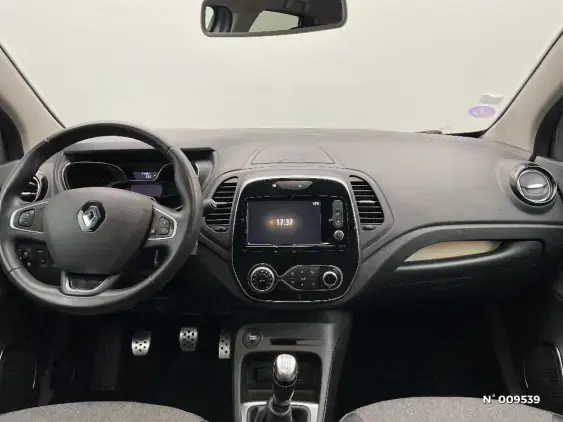RENAULT CAPTUR - voiture d'occasion - Photo 9