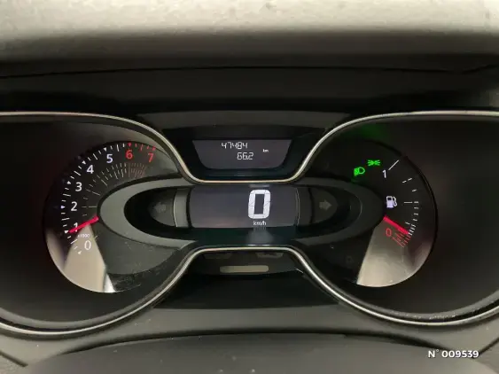 RENAULT CAPTUR - voiture d'occasion - Photo 12