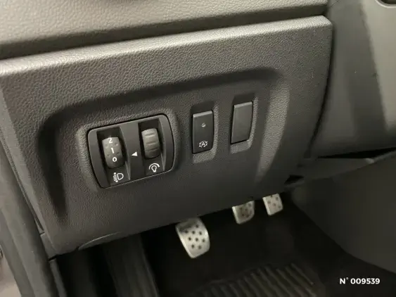 RENAULT CAPTUR - voiture d'occasion - Photo 15