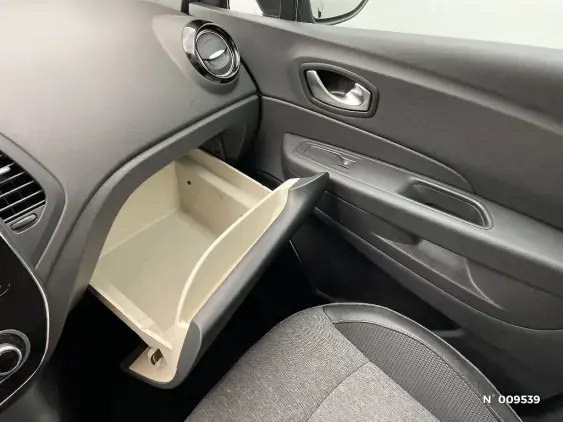 RENAULT CAPTUR - voiture d'occasion - Photo 35