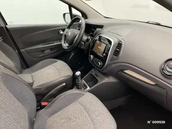 RENAULT CAPTUR - voiture d'occasion - Photo 10