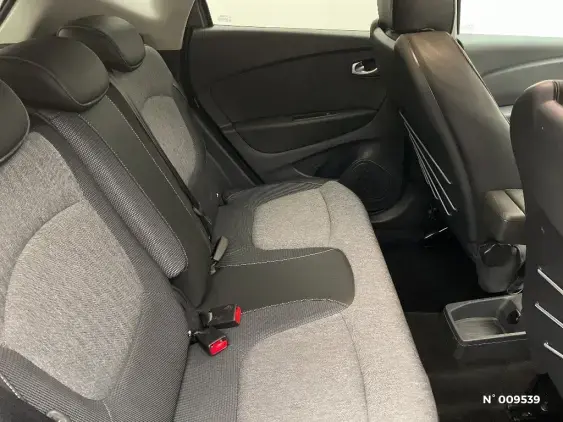 RENAULT CAPTUR - voiture d'occasion - Photo 11