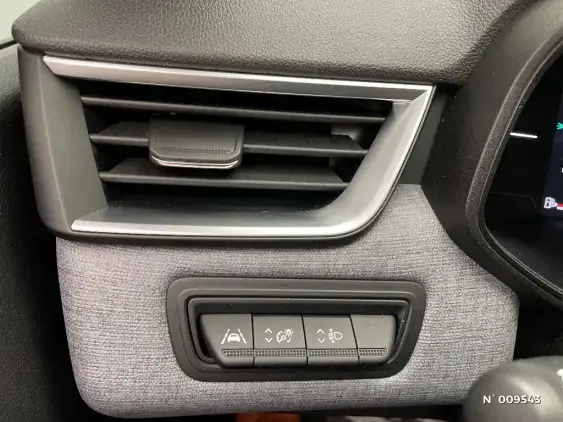 RENAULT CLIO V - voiture d'occasion - Photo 32