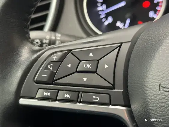 NISSAN QASHQAI II - voiture d'occasion - Photo 39