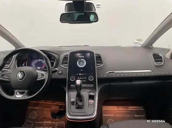 RENAULT SCENIC IV - voiture d'occasion - Photo 9