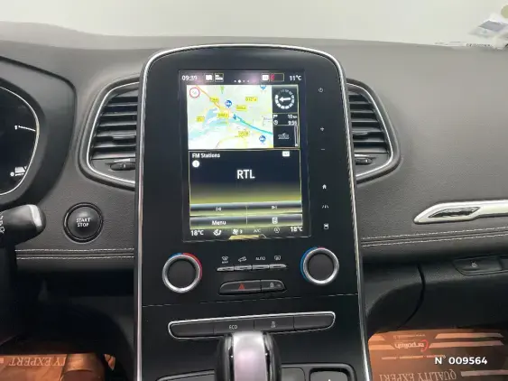 RENAULT SCENIC IV - voiture d'occasion - Photo 13