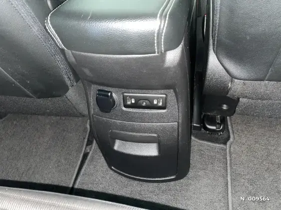 RENAULT SCENIC IV - voiture d'occasion - Photo 29