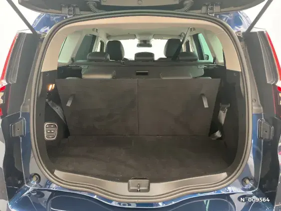 RENAULT SCENIC IV - voiture d'occasion - Photo 30