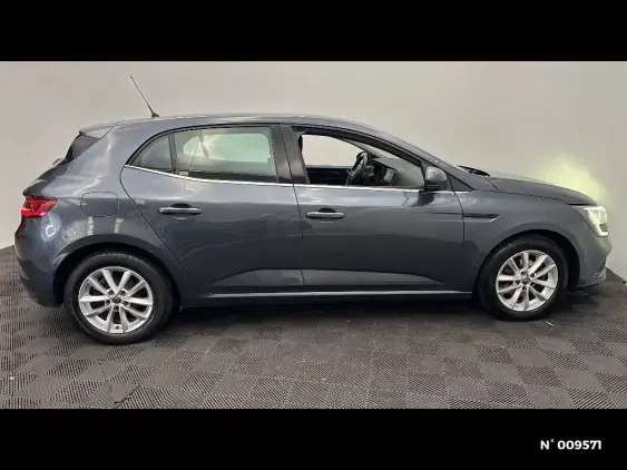 RENAULT MEGANE IV - voiture d'occasion - Photo 5