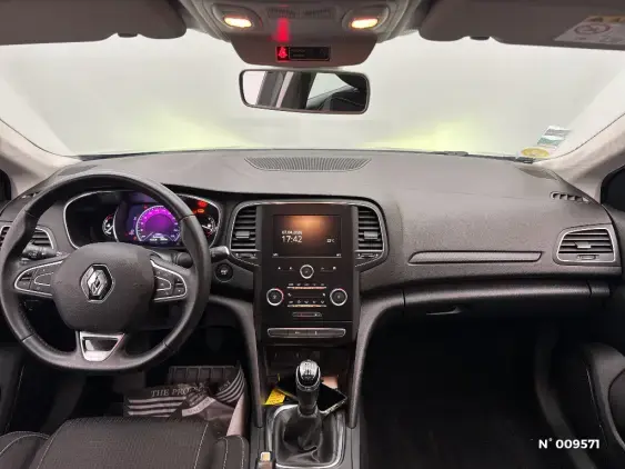 RENAULT MEGANE IV - voiture d'occasion - Photo 9