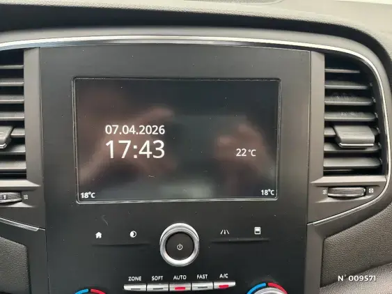 RENAULT MEGANE IV - voiture d'occasion - Photo 13