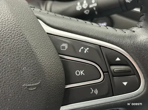 RENAULT MEGANE IV - voiture d'occasion - Photo 30