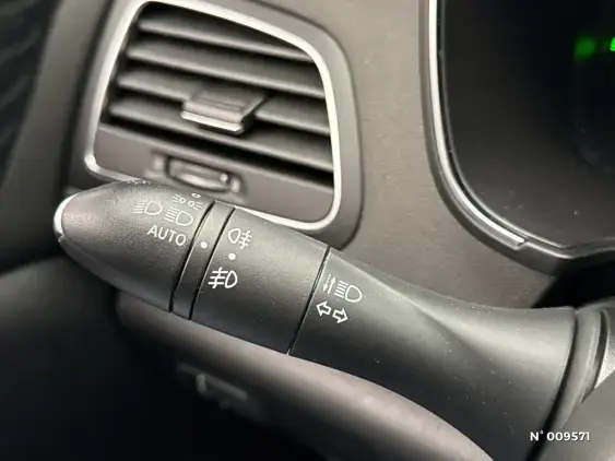 RENAULT MEGANE IV - voiture d'occasion - Photo 34