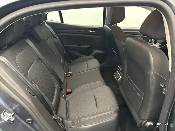 RENAULT MEGANE IV - voiture d'occasion - Photo 11