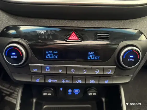 HYUNDAI TUCSON II - voiture d'occasion - Photo 29