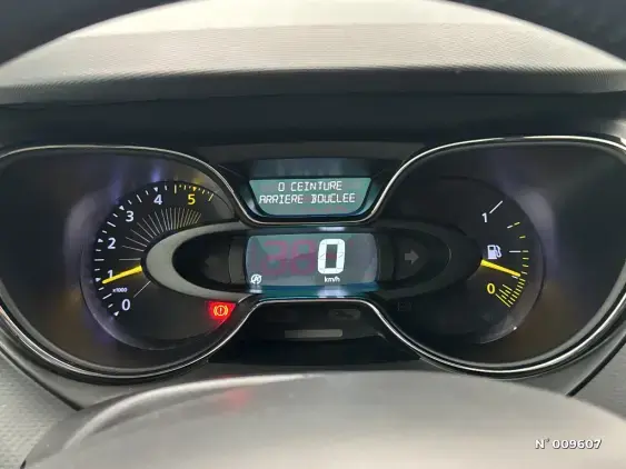 RENAULT CAPTUR - voiture d'occasion - Photo 12