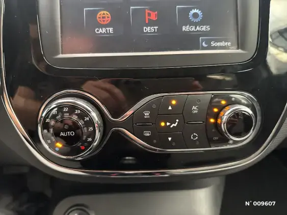 RENAULT CAPTUR - voiture d'occasion - Photo 28