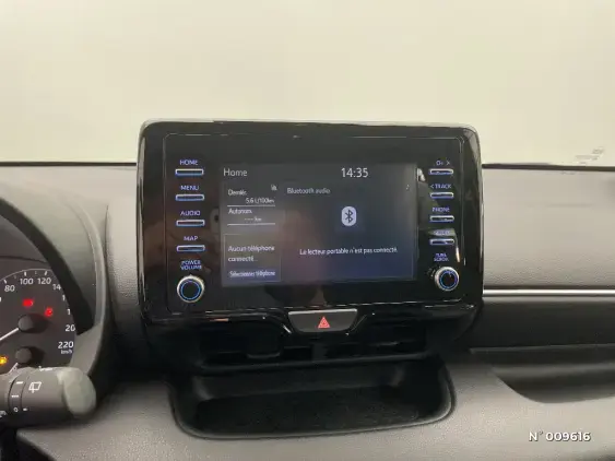 TOYOTA YARIS IV - voiture d'occasion - Photo 13