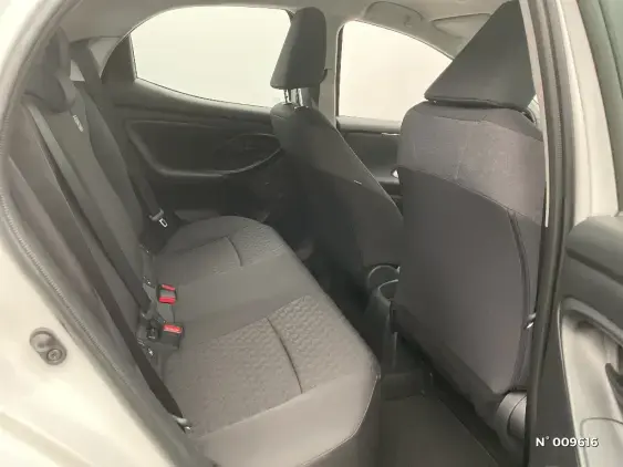 TOYOTA YARIS IV - voiture d'occasion - Photo 11