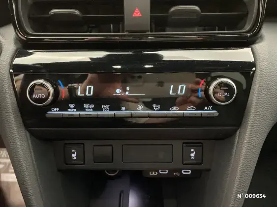 TOYOTA YARIS CROSS I - voiture d'occasion - Photo 32