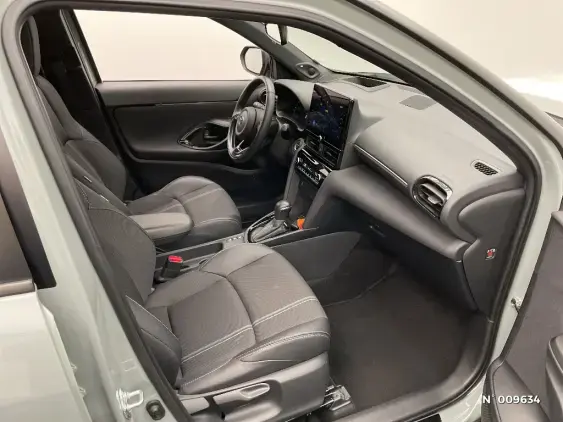 TOYOTA YARIS CROSS I - voiture d'occasion - Photo 10