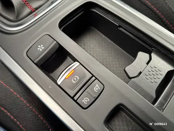 RENAULT MEGANE IV - voiture d'occasion - Photo 31