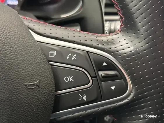 RENAULT MEGANE IV - voiture d'occasion - Photo 32