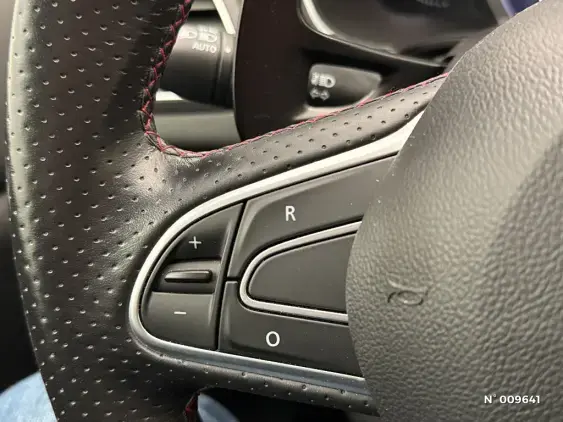 RENAULT MEGANE IV - voiture d'occasion - Photo 34