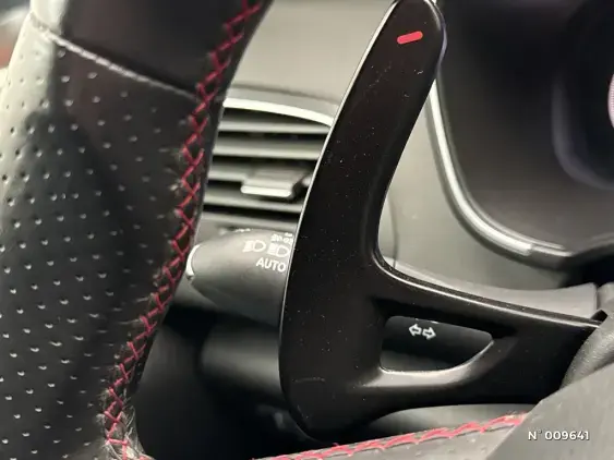 RENAULT MEGANE IV - voiture d'occasion - Photo 35