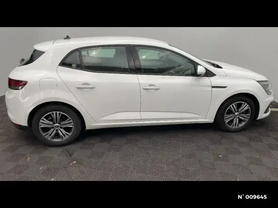 RENAULT MEGANE IV - voiture d'occasion - Photo 5