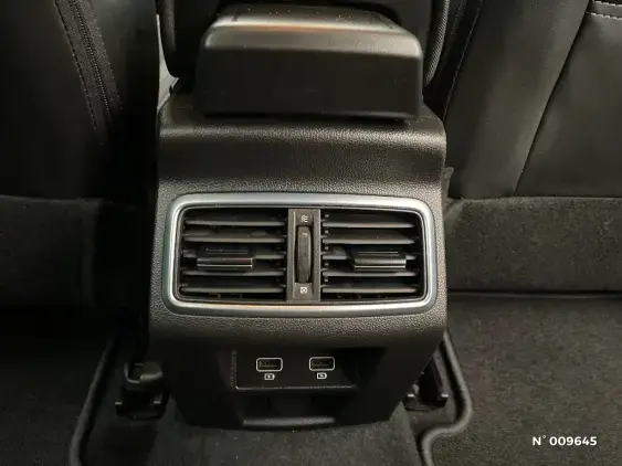 RENAULT MEGANE IV - voiture d'occasion - Photo 25