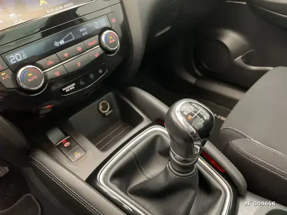 NISSAN QASHQAI II - voiture d'occasion - Photo 31
