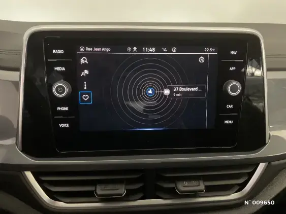 VOLKSWAGEN T-ROC - voiture d'occasion - Photo 13