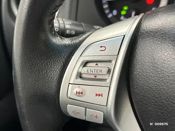 NISSAN NP300 NAVARA III - voiture d'occasion - Photo 37