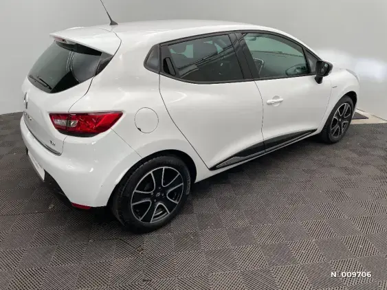 RENAULT CLIO IV - voiture d'occasion - Photo 4