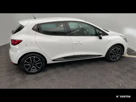 RENAULT CLIO IV - voiture d'occasion - Photo 5